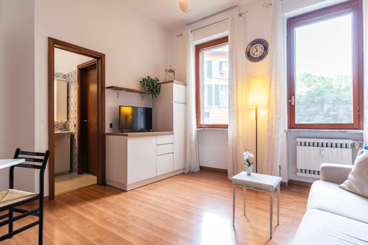 Casa Blu Flexyrent Apartment Wifi - No Ac ミラノ エクステリア 写真